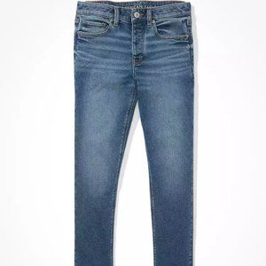 American Eagle TomGirl jean